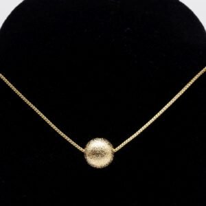 Colar Bola Detalhada Banhada em Ouro 18K