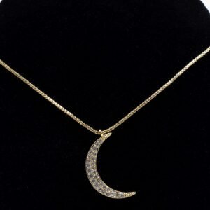Colar Lua Cravejada com Zircônia Cristal Banhado em Ouro 18K