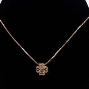 Colar Mini Trevo com Zircônias Coloridas Banhado em Ouro 18K