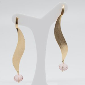 Brinco S Liso com Zircônia Rosa Banhado em Ouro 18K