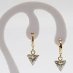 Brinco Triângulo Pequeno Zircônia Cristal Banhado em Ouro 18K