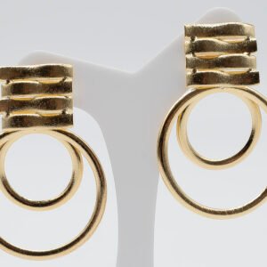 Brinco Base Trabalhada com Círculos Vazados Banhado em Ouro 18K