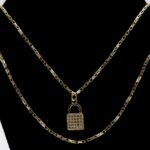 Colar Duplo com Cadeado Cravejado Banhado em Ouro 18K