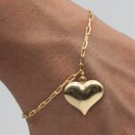 Pulseira Coração Liso Pendurado Banhada em Ouro 18K