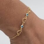 Pulseira Corações e Mini Olhos Gregos Banhada em Ouro 18K