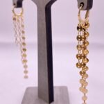 Brinco Pendurado Triplo em Micro Chapinhas Banhado em Ouro 18K