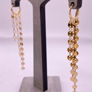 Brinco Pendurado Triplo em Micro Chapinhas Banhado em Ouro 18K