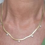 Colar Corrente Lisa com Zircônias Cristal Banhado em Ouro 18K