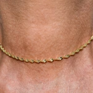 Colar Torcido Trabalhado Banhado em Ouro 18K