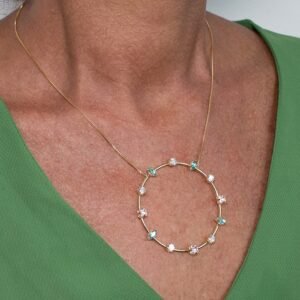 Colar Luxo Círculo Grande com Zircônias Coloridas Banhado em Ouro 18K