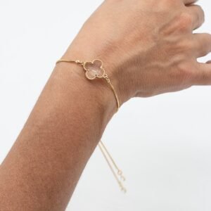 Pulseira Gravatinha com Trevo e Zircônias Penduradas na Ponta Banhado em Ouro 18K