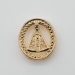 Pingente Oval Pequeno com Santa Banhado em Ouro 18K
