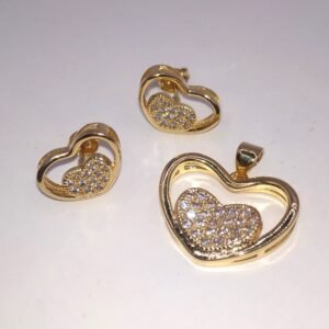 Conjunto Coração Borda Lisa e Interior Cravejado Banhado em Ouro 18K